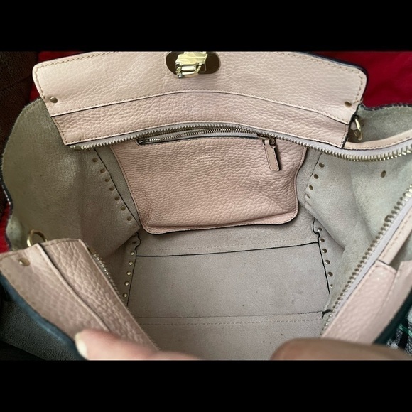 Authentic Valentino Garavani Rockstud Two way bag - Picture 12 of 12